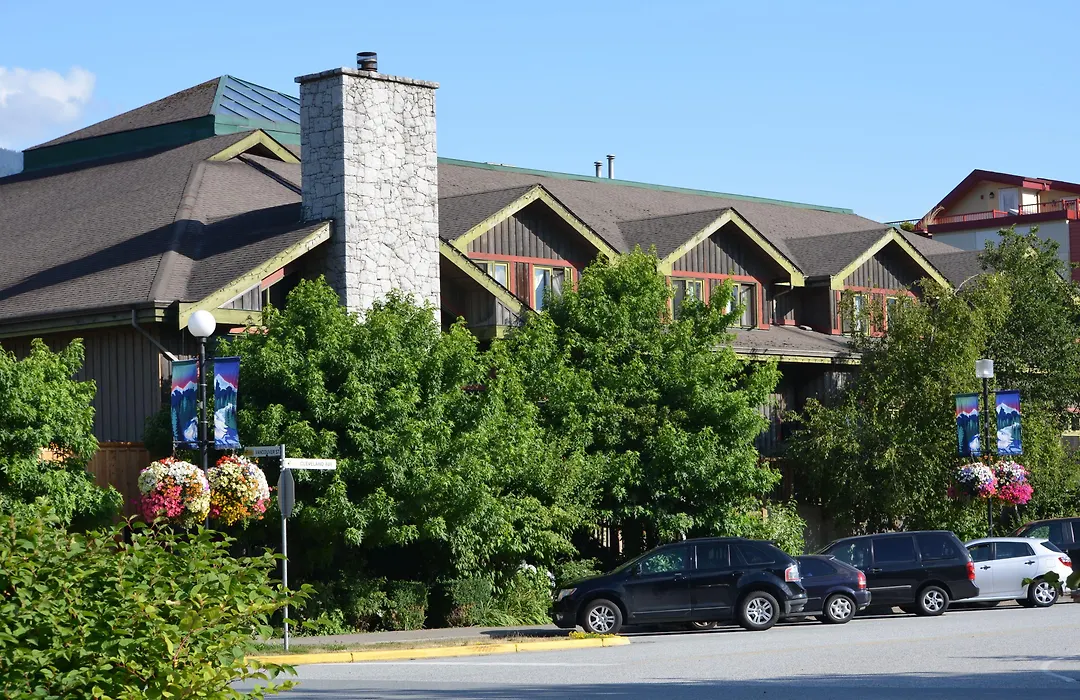Howe Sound Inn & Brewing Company-1