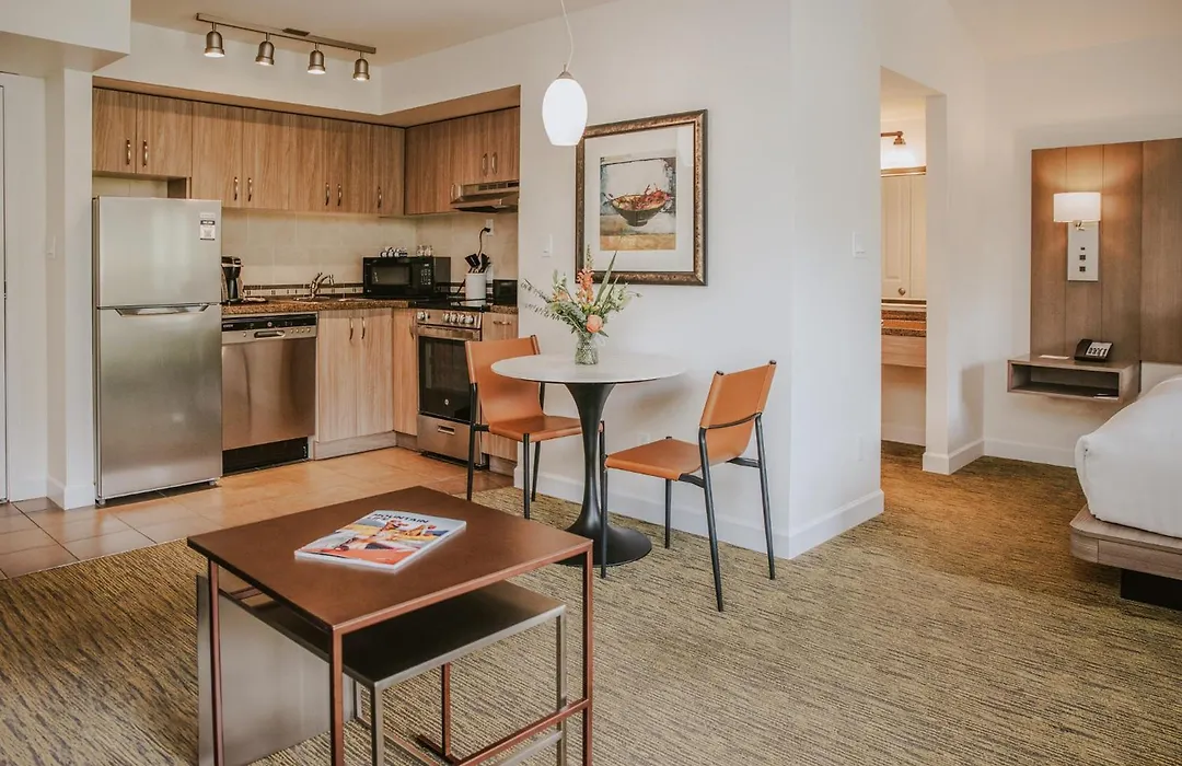 Executive Suites Hotel And Resort, Squamish-1
