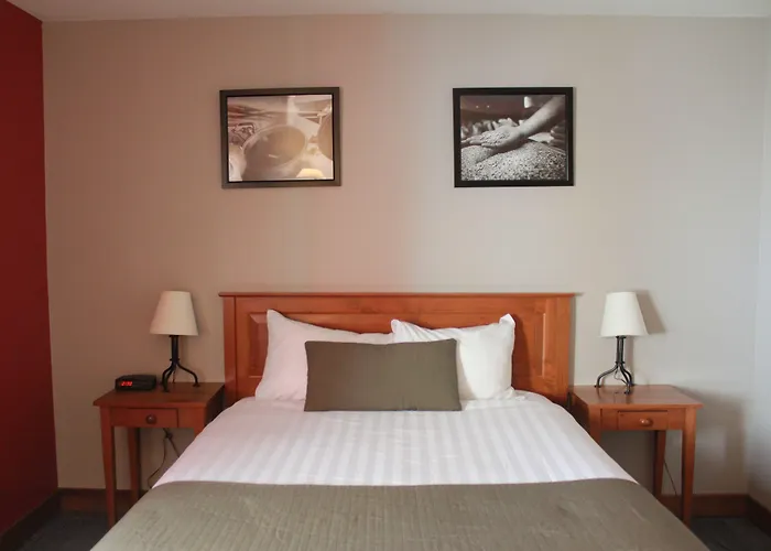 Howe Sound Inn & Brewing Company